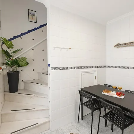 Next To The Waves Apartment *